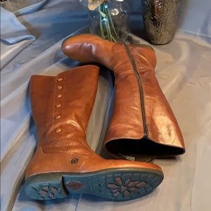 Born brown tall boots